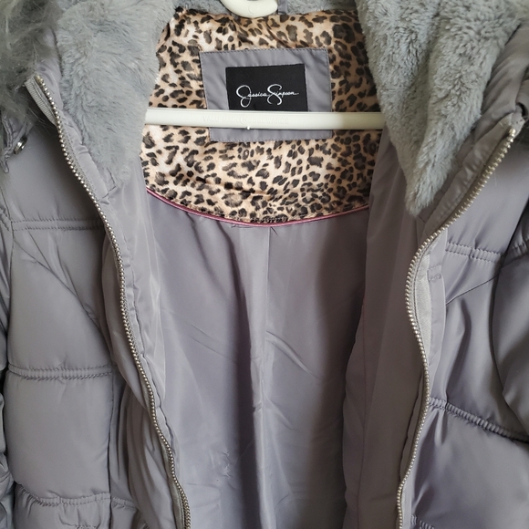 New Jessica Simpson Ladies Medium Silver Grey Winter Coat - Picture 3 of 6